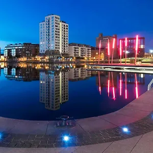 Apartment Grand Canal Dock Corporate, Dublin